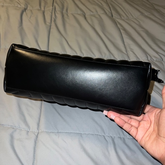 Saint Laurent - Picture 2 of 7